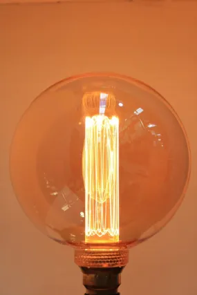 4W B22 Laser-cut Filament LED G125 Round Amber 1800K Bulb