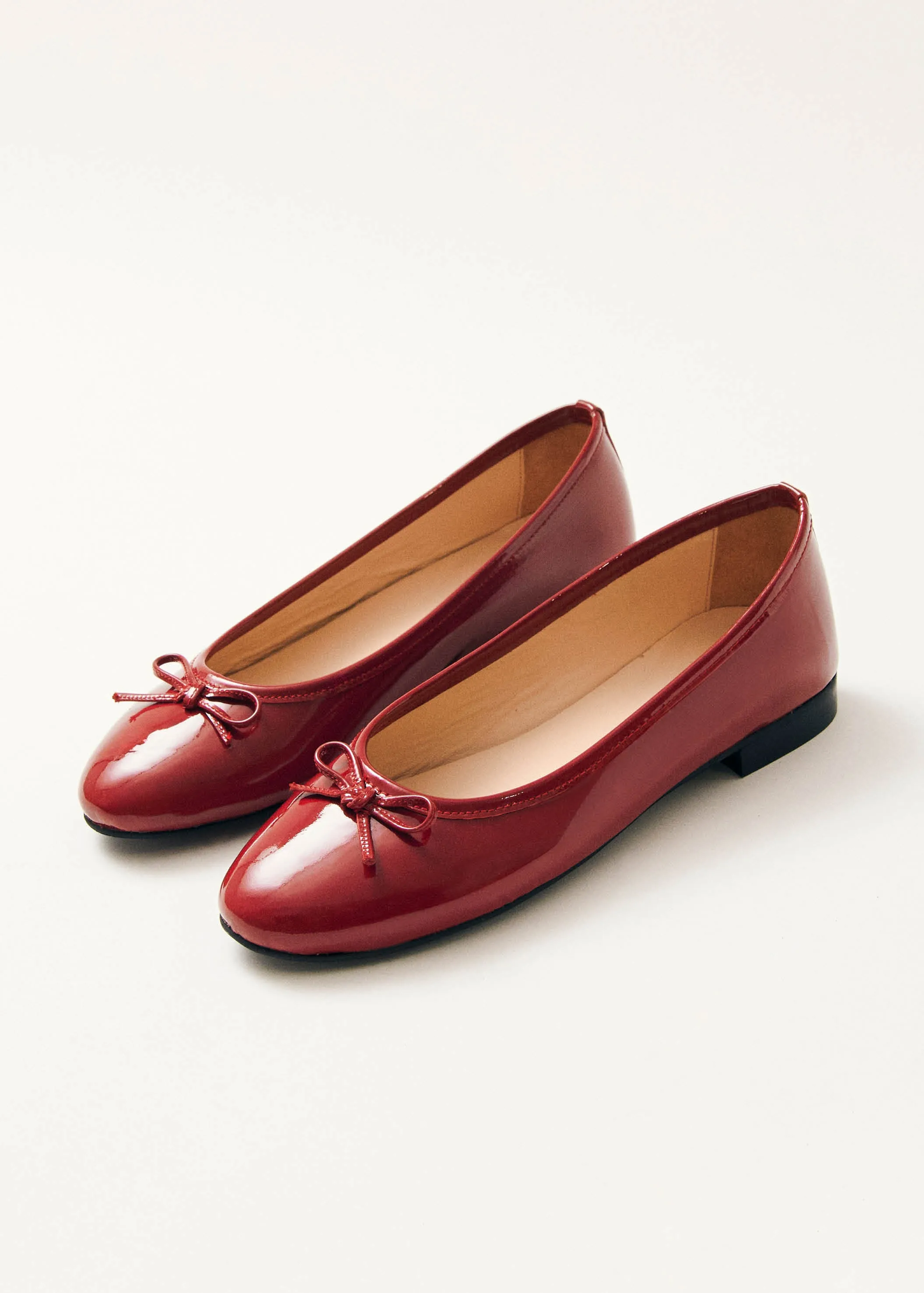 Oriana Onix Red Leather Ballet Flats