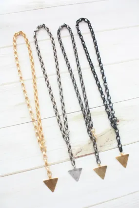 OVAL ROLO NECKLACE WITH TRIANGLE