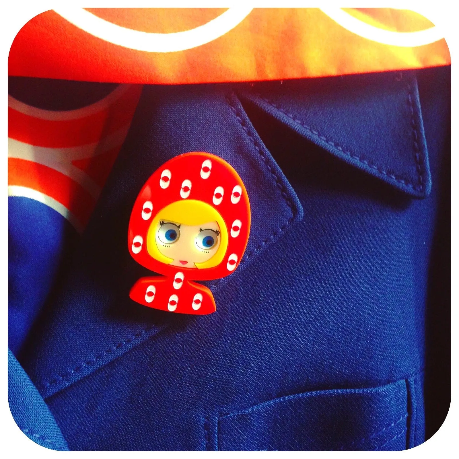 SUZIE Acrylic brooch